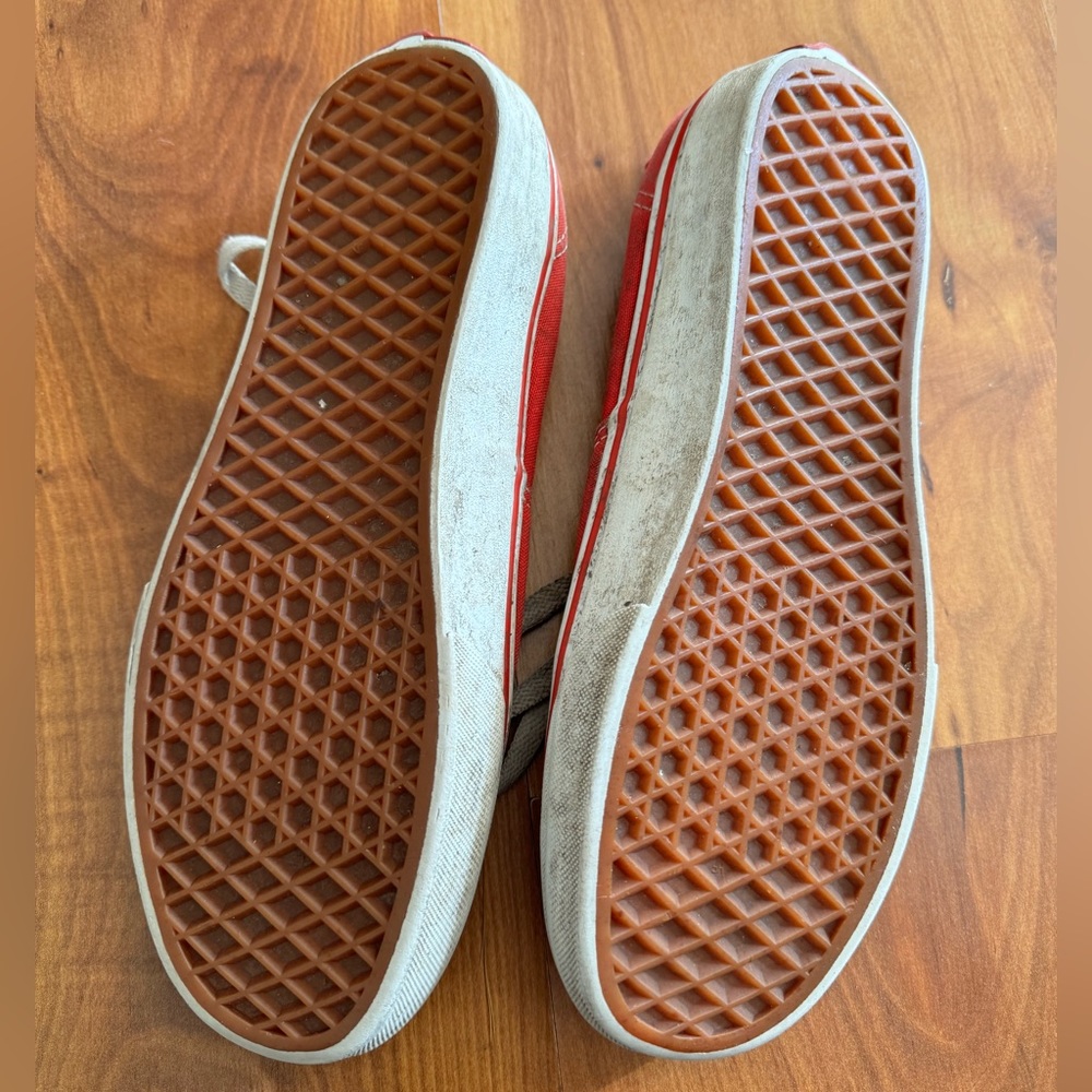 Classic Red Vans - Picture 4 of 4